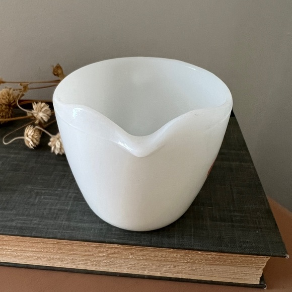 Vintage Fire King Oven Ware Pink Fleurette Creamer - Picture 7 of 12